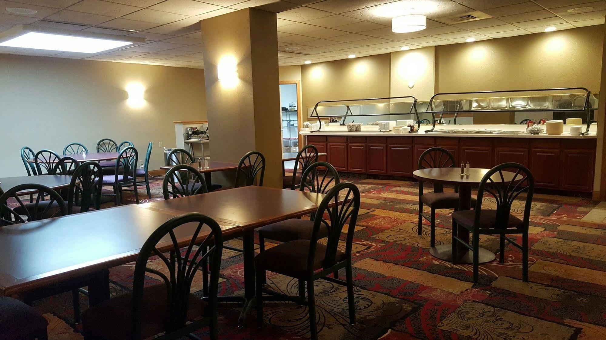 Best Western Plus Wausau Tower Inn Exterior photo
