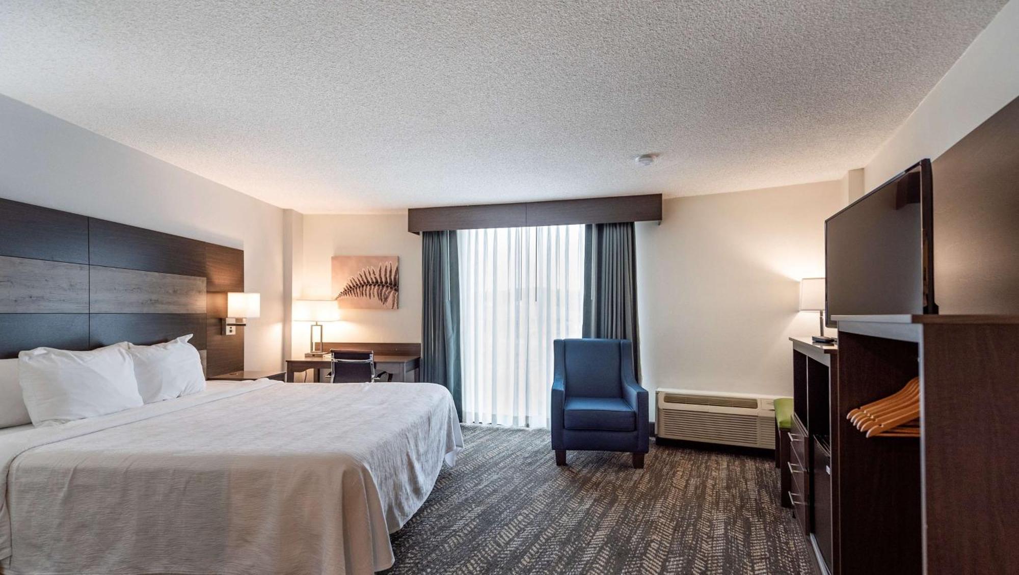Best Western Plus Wausau Tower Inn Exterior photo
